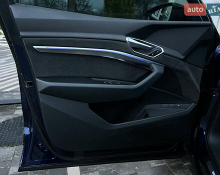 Синій Ауді E-Tron, об'ємом двигуна 0 л та пробігом 135 тис. км за 25800 $, фото 83 на Automoto.ua