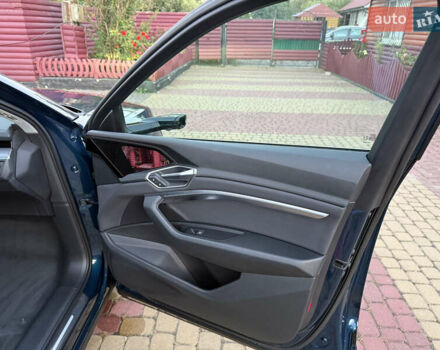 Синий Ауди E-Tron, объемом двигателя 0 л и пробегом 80 тыс. км за 33000 $, фото 67 на Automoto.ua