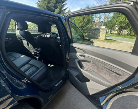 Синий Ауди E-Tron, объемом двигателя 0 л и пробегом 112 тыс. км за 29500 $, фото 38 на Automoto.ua