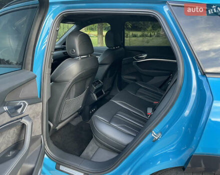 Синий Ауди E-Tron, объемом двигателя 0 л и пробегом 49 тыс. км за 35490 $, фото 18 на Automoto.ua