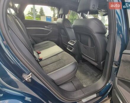 Синий Ауди E-Tron, объемом двигателя 0 л и пробегом 119 тыс. км за 27500 $, фото 28 на Automoto.ua