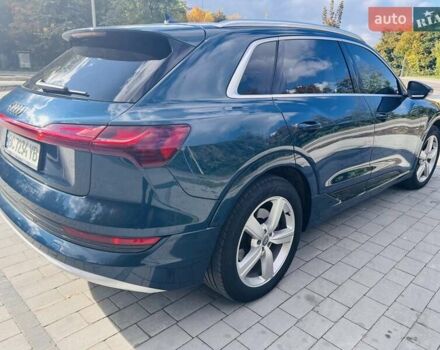 Синій Ауді E-Tron, об'ємом двигуна 0 л та пробігом 57 тис. км за 29950 $, фото 3 на Automoto.ua