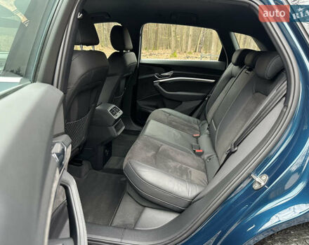 Синій Ауді E-Tron, об'ємом двигуна 0 л та пробігом 165 тис. км за 25900 $, фото 47 на Automoto.ua