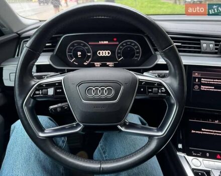 Синий Ауди E-Tron, объемом двигателя 0 л и пробегом 57 тыс. км за 28700 $, фото 16 на Automoto.ua