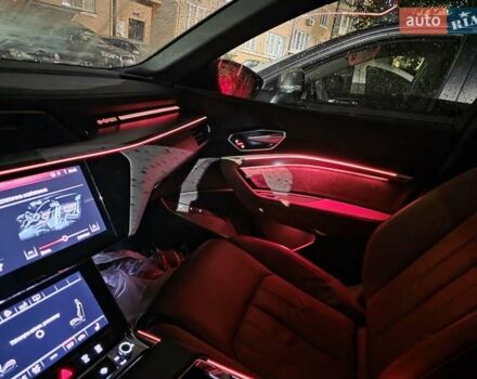 Синій Ауді E-Tron, об'ємом двигуна 0 л та пробігом 67 тис. км за 29799 $, фото 24 на Automoto.ua