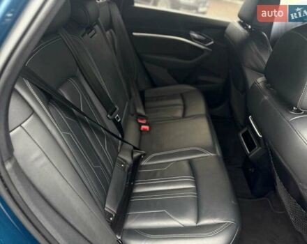 Синий Ауди E-Tron, объемом двигателя 0 л и пробегом 170 тыс. км за 28500 $, фото 15 на Automoto.ua