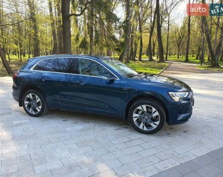Синий Ауди E-Tron, объемом двигателя 0 л и пробегом 94 тыс. км за 28500 $, фото 10 на Automoto.ua