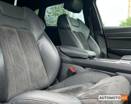 Синий Ауди E-Tron, объемом двигателя 95 л и пробегом 124 тыс. км за 26999 $, фото 10 на Automoto.ua