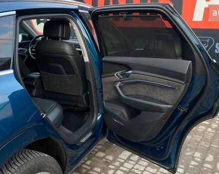 Синий Ауди E-Tron, объемом двигателя 0 л и пробегом 109 тыс. км за 30800 $, фото 32 на Automoto.ua