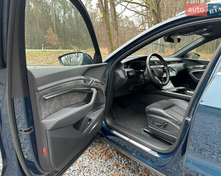 Синій Ауді E-Tron, об'ємом двигуна 0 л та пробігом 165 тис. км за 25900 $, фото 26 на Automoto.ua