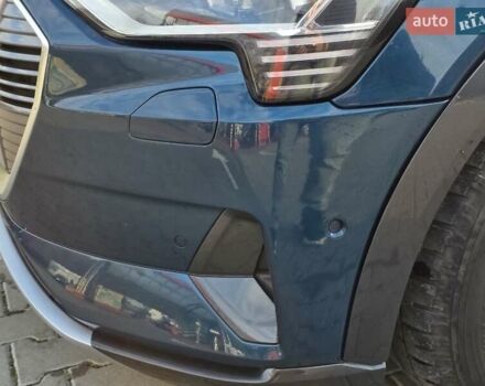 Ауди E-Tron 2019 в Тернополе на Automoto.ua Синий Ауди E-Tron, объемом двигателя 0 л и пробегом 119 тыс. км за 29499 $, фото 56 на Automoto.ua