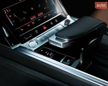 Синій Ауді E-Tron, об'ємом двигуна 0 л та пробігом 170 тис. км за 25500 $, фото 15 на Automoto.ua