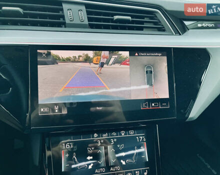 Синій Ауді E-Tron, об'ємом двигуна 0 л та пробігом 97 тис. км за 27900 $, фото 31 на Automoto.ua