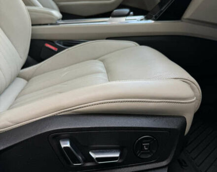 Синий Ауди E-Tron, объемом двигателя 0 л и пробегом 63 тыс. км за 31900 $, фото 17 на Automoto.ua