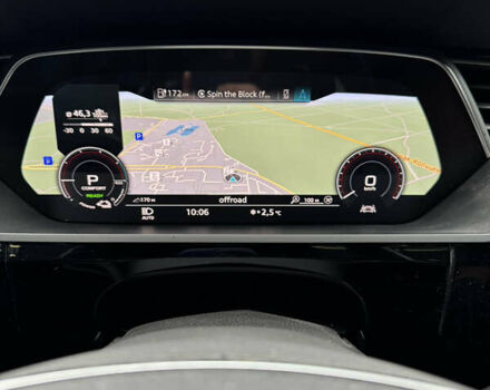 Синий Ауди E-Tron, объемом двигателя 0 л и пробегом 85 тыс. км за 31690 $, фото 15 на Automoto.ua