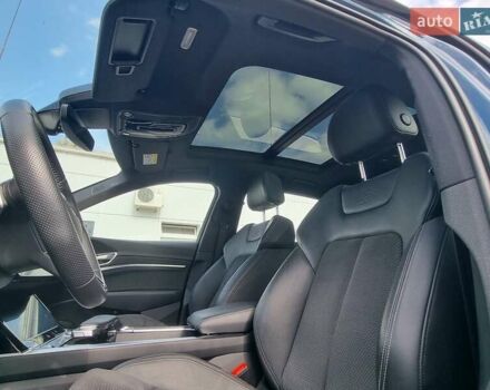 Синий Ауди E-Tron, объемом двигателя 0 л и пробегом 119 тыс. км за 27500 $, фото 31 на Automoto.ua