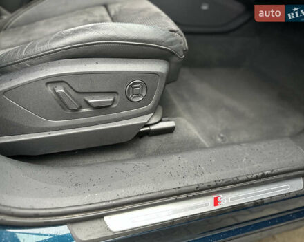 Синий Ауди E-Tron, объемом двигателя 0 л и пробегом 122 тыс. км за 28900 $, фото 18 на Automoto.ua