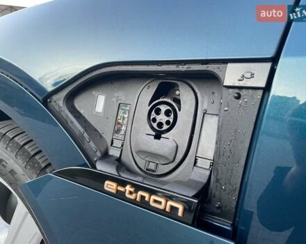 Синій Ауді E-Tron, об'ємом двигуна 0 л та пробігом 30 тис. км за 29900 $, фото 30 на Automoto.ua