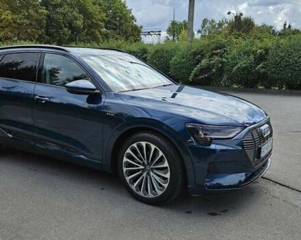 Синий Ауди E-Tron, объемом двигателя 0 л и пробегом 102 тыс. км за 33700 $, фото 7 на Automoto.ua