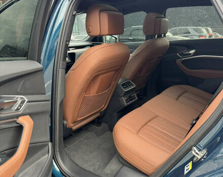 Синий Ауди E-Tron, объемом двигателя 0 л и пробегом 85 тыс. км за 31690 $, фото 11 на Automoto.ua