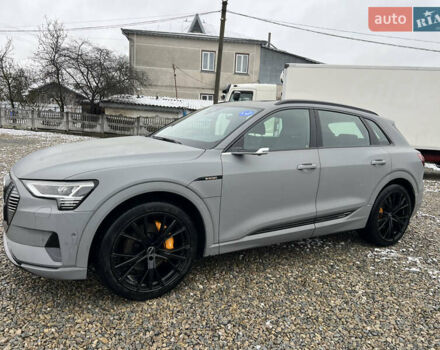 Синий Ауди E-Tron, объемом двигателя 0 л и пробегом 65 тыс. км за 31900 $, фото 12 на Automoto.ua