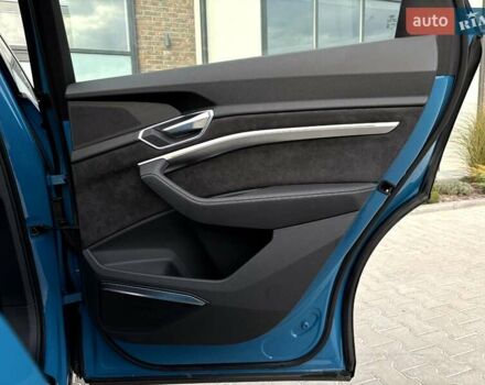 Синий Ауди E-Tron, объемом двигателя 0 л и пробегом 119 тыс. км за 29990 $, фото 35 на Automoto.ua