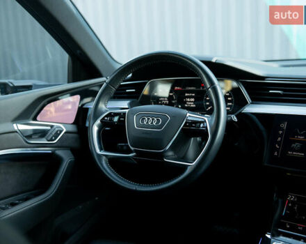 Синій Ауді E-Tron, об'ємом двигуна 0 л та пробігом 66 тис. км за 37500 $, фото 33 на Automoto.ua