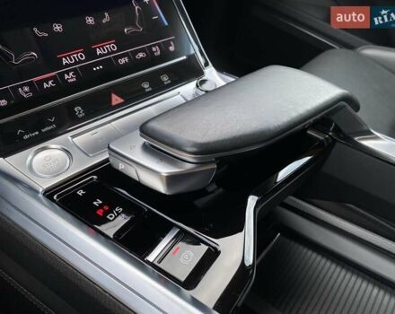 Синий Ауди E-Tron, объемом двигателя 0 л и пробегом 53 тыс. км за 35900 $, фото 64 на Automoto.ua