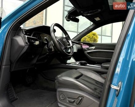 Синий Ауди E-Tron, объемом двигателя 0 л и пробегом 119 тыс. км за 29990 $, фото 26 на Automoto.ua
