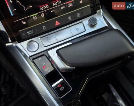 Ауди E-Tron 2019 в Тернополе на Automoto.ua Синий Ауди E-Tron, объемом двигателя 0 л и пробегом 119 тыс. км за 29499 $, фото 2 на Automoto.ua