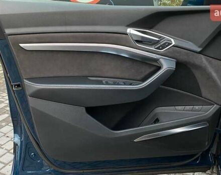 Синий Ауди E-Tron, объемом двигателя 0 л и пробегом 109 тыс. км за 30800 $, фото 16 на Automoto.ua