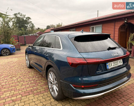 Ауди E-Tron 2019 в Хмельницком на Automoto.ua Синий Ауди E-Tron, объемом двигателя 0 л и пробегом 77 тыс. км за 32527 $, фото 11 на Automoto.ua