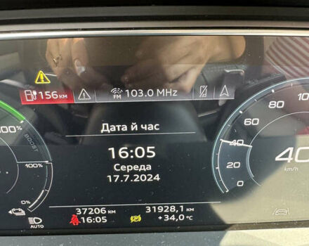 Синій Ауді E-Tron, об'ємом двигуна 0 л та пробігом 38 тис. км за 33000 $, фото 5 на Automoto.ua