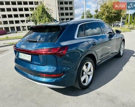 Ауді E-Tron 2019 у Тернополі на Automoto.ua Синій Ауді E-Tron, об'ємом двигуна 0 л та пробігом 200 тис. км за 21700 $, фото 9 на Automoto.ua