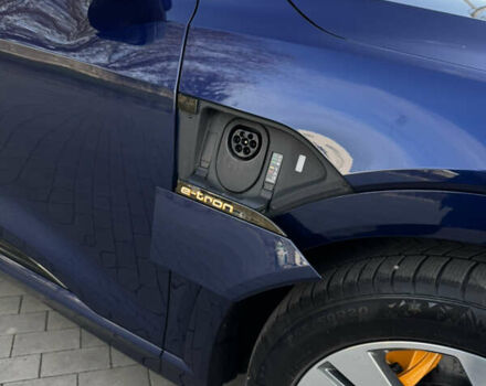 Синий Ауди E-Tron, объемом двигателя 0 л и пробегом 71 тыс. км за 28300 $, фото 38 на Automoto.ua