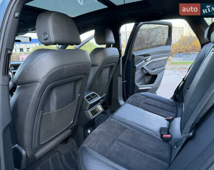 Синій Ауді E-Tron, об'ємом двигуна 0 л та пробігом 170 тис. км за 26499 $, фото 54 на Automoto.ua