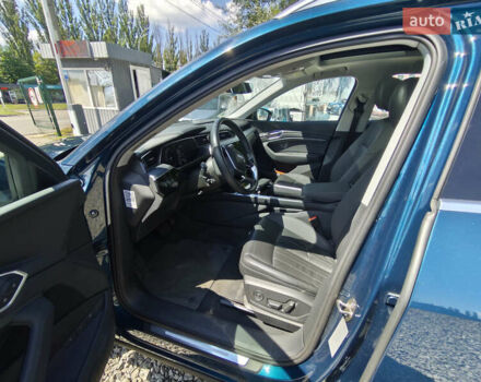 Ауди E-Tron 2020 в Киеве на Automoto.ua Синий Ауди E-Tron, объемом двигателя 0 л и пробегом 154 тыс. км за 29800 $, фото 8 на Automoto.ua