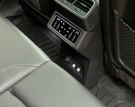 Синий Ауди E-Tron, объемом двигателя 0 л и пробегом 113 тыс. км за 32500 $, фото 28 на Automoto.ua