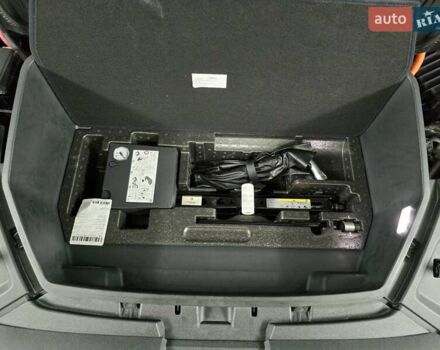 Синий Ауди E-Tron, объемом двигателя 0 л и пробегом 43 тыс. км за 39500 $, фото 82 на Automoto.ua