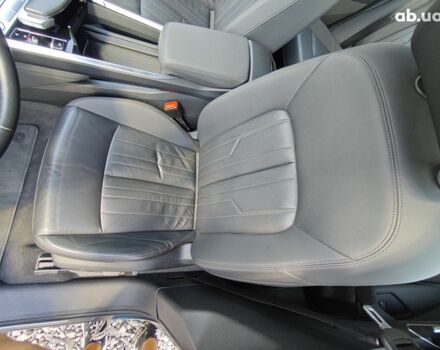 Синий Ауди E-Tron, объемом двигателя 0 л и пробегом 154 тыс. км за 29800 $, фото 10 на Automoto.ua