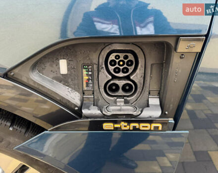 Синий Ауди E-Tron, объемом двигателя 0 л и пробегом 52 тыс. км за 35000 $, фото 22 на Automoto.ua