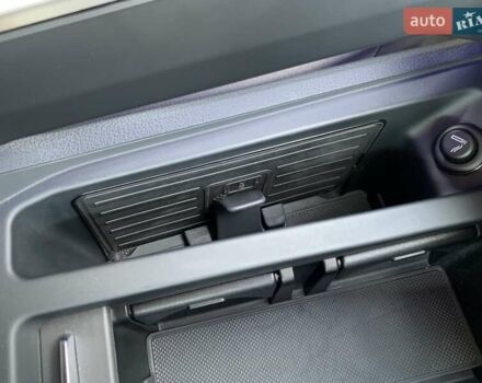 Синий Ауди E-Tron, объемом двигателя 0 л и пробегом 57 тыс. км за 38500 $, фото 19 на Automoto.ua