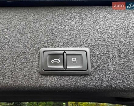 Синий Ауди E-Tron, объемом двигателя 0 л и пробегом 104 тыс. км за 33490 $, фото 38 на Automoto.ua