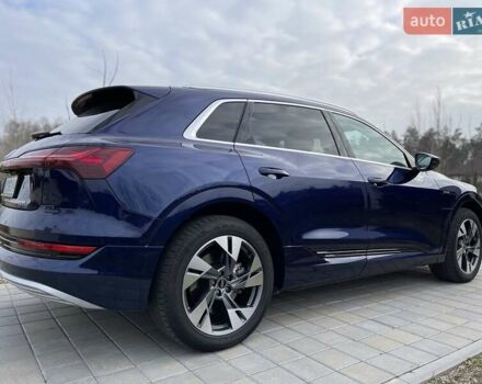 Синий Ауди E-Tron, объемом двигателя 0 л и пробегом 55 тыс. км за 37500 $, фото 9 на Automoto.ua