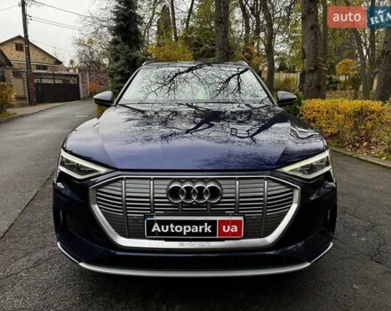 Синий Ауди E-Tron, объемом двигателя 0 л и пробегом 104 тыс. км за 33490 $, фото 3 на Automoto.ua