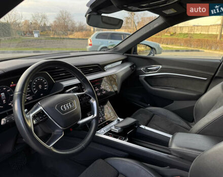 Синий Ауди E-Tron, объемом двигателя 0 л и пробегом 71 тыс. км за 28300 $, фото 42 на Automoto.ua