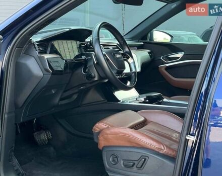 Синий Ауди E-Tron, объемом двигателя 0 л и пробегом 94 тыс. км за 35790 $, фото 16 на Automoto.ua