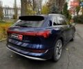 Синий Ауди E-Tron, объемом двигателя 0 л и пробегом 104 тыс. км за 33490 $, фото 7 на Automoto.ua