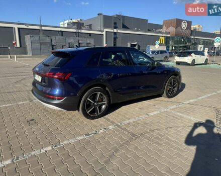 Синий Ауди E-Tron, объемом двигателя 0 л и пробегом 144 тыс. км за 29000 $, фото 1 на Automoto.ua