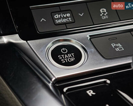 Синий Ауди E-Tron, объемом двигателя 0 л и пробегом 95 тыс. км за 34999 $, фото 62 на Automoto.ua